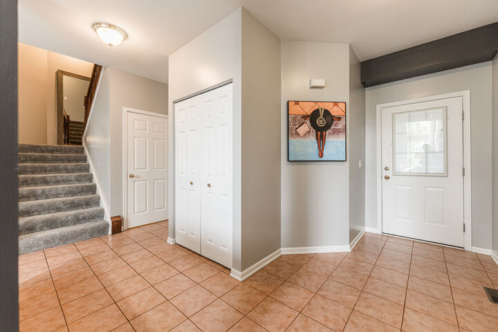 Property Photo:  1227 Asbury Court  IL 60120 
