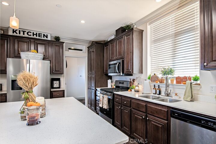 Property Photo:  29260 Leeanne Lane  CA 92584 