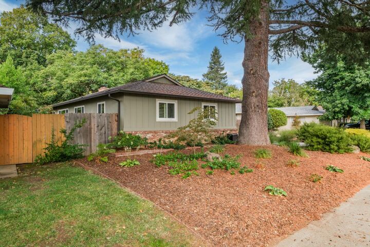 Property Photo:  5208 Carrington Street  CA 95819 