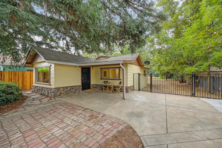 Property Photo:  5720 19th Avenue  CA 95820 
