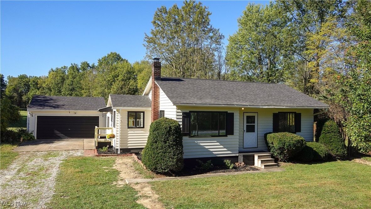 Property Photo: 1534 Newton Falls Portage Road OH 44444