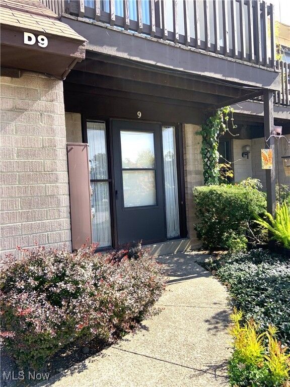 Property Photo: 9956 Johnnycake Ridge Road D9 OH 44077
