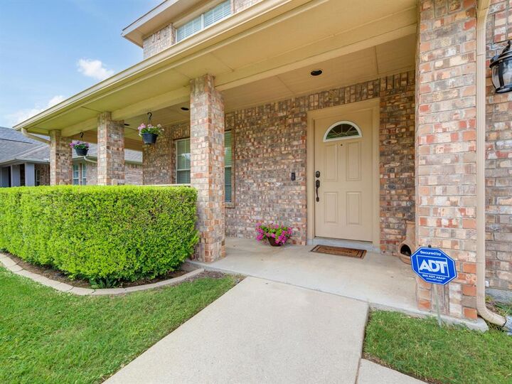 Property Photo: 4213 Jenny Lake Trail TX 76244