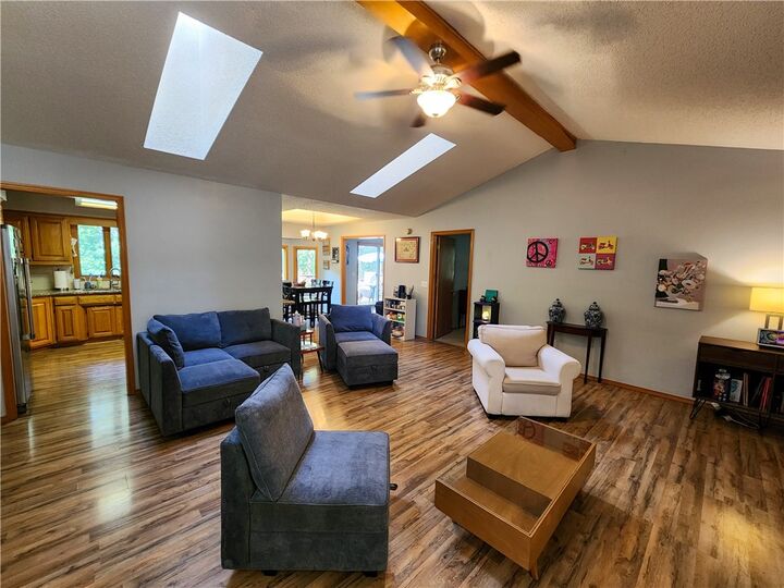 Property Photo: 7 Cherhill Drive AR 72714