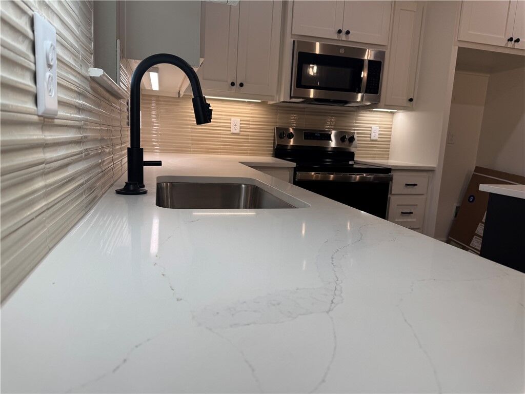 Property Photo: 4 Melrose Lane AR 72715