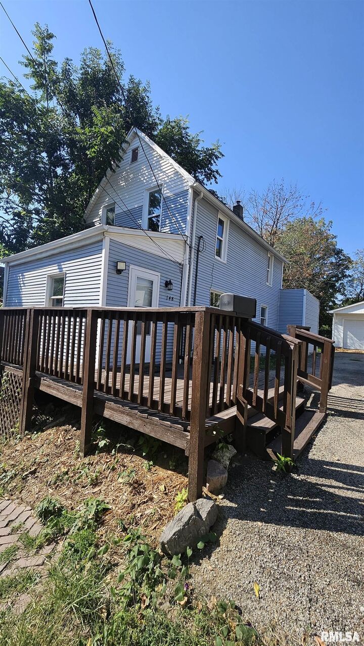 Property Photo: 148 Robinson Court IL 61520