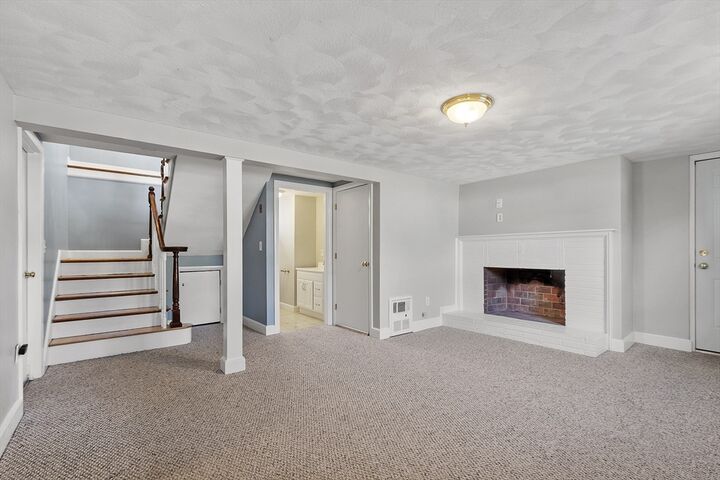 Property Photo:  33 Mount Hood Terrace  MA 02176 