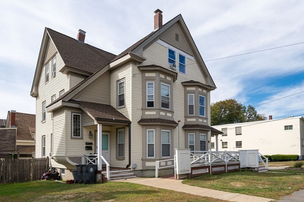 Property Photo:  494-496 Main Street 2  MA 01830 