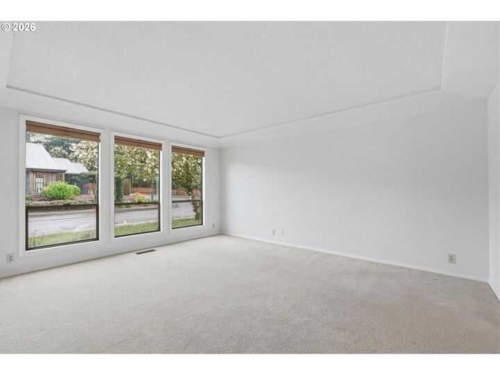 Property Photo:  15104 NE Brazee St  OR 97230 