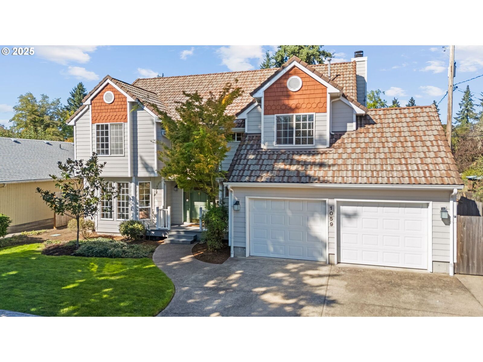 Property Photo:  1059 Cal Young Rd  OR 97401 