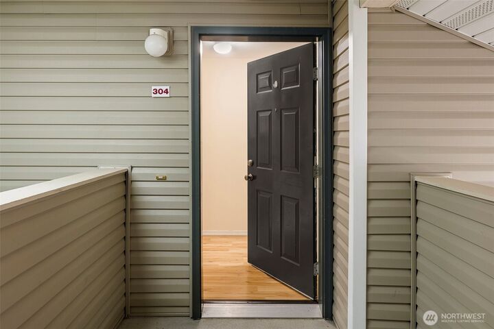 Property Photo:  2001  120th Place SE 4-304  WA 98208 