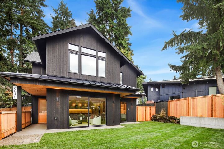 Property Photo:  6816  128th Avenue NE  WA 98033 