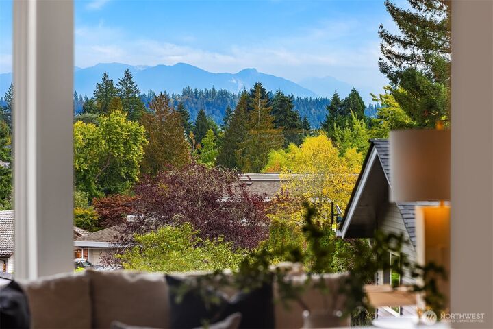 Property Photo:  17605 NE 15th Place  WA 98008 