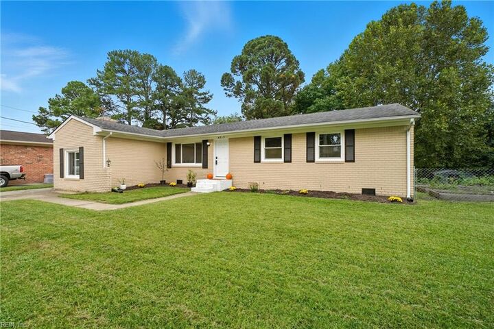Property Photo: 4019 Sea Cliff Rd VA 23321