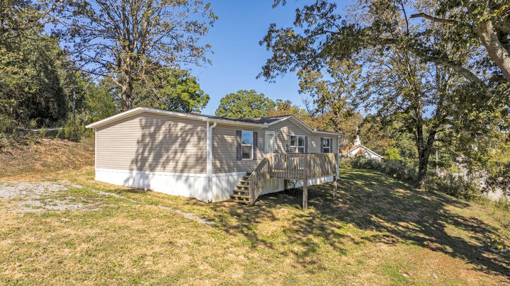 Property Photo: 1588 Oak Hill Rd TN 37321