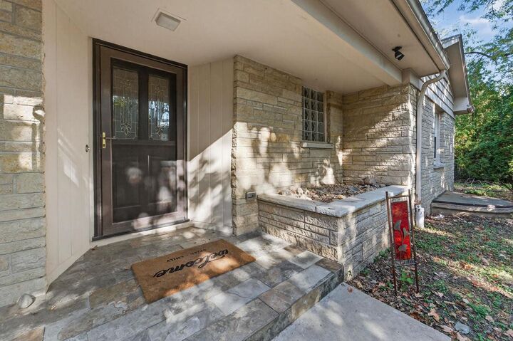 Property Photo: 1626 Laurel Crest WI 53705