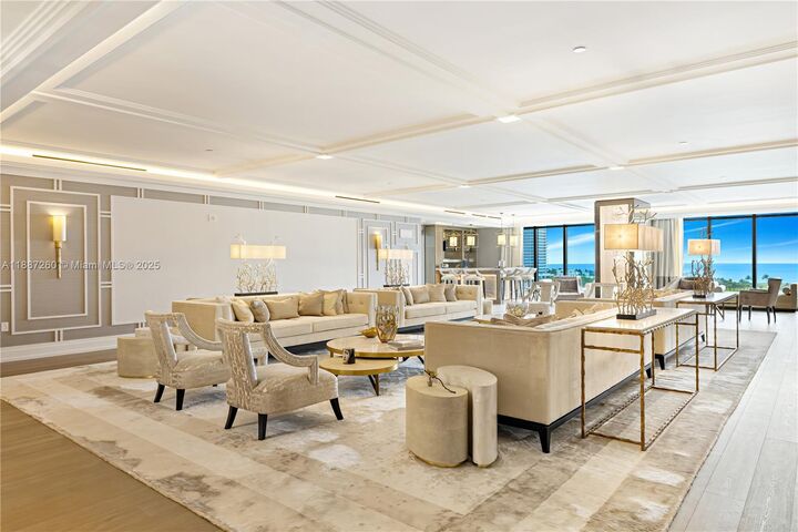 Property Photo: 7085 Fisher Island Dr 7085 FL 33109