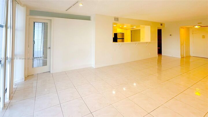 Property Photo:  800 Parkview Dr 323  FL 33009