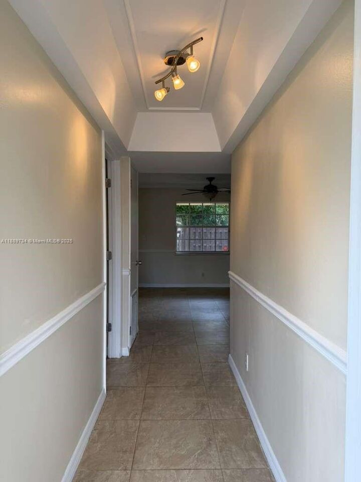 Property Photo:  3024-1/2 NW 69th Ct 3D  FL 33309 