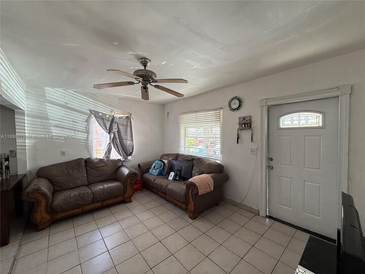 Property Photo:  810 NW 24th Ct  FL 33125 