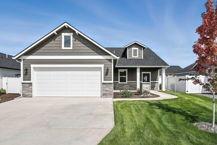 1321 E 12th St  Deer Park WA 99006 photo