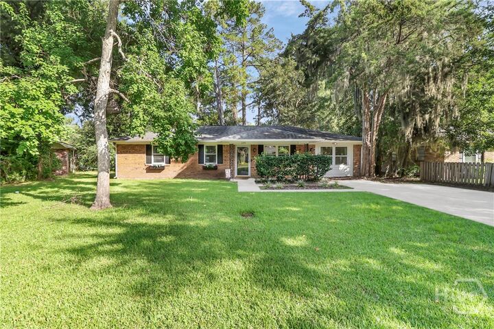 Property Photo:  125 Nassau Drive  GA 31410 