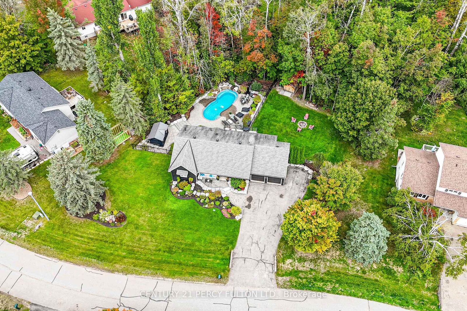 Property Photo: 13 Hickory Lane ON L0L 1E0