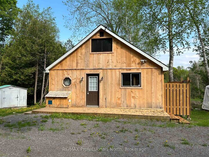 Property Photo: 810 4th Line ON K0L 3E0