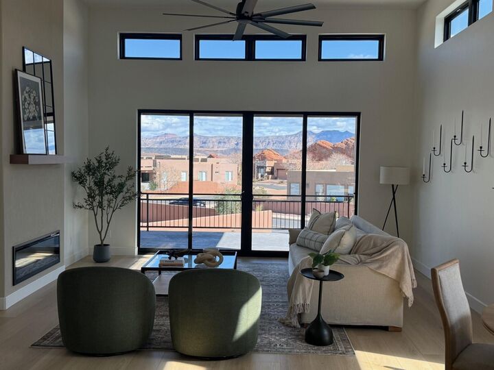 Property Photo:  3257 S Drifting Dunes Ln  UT 84737 