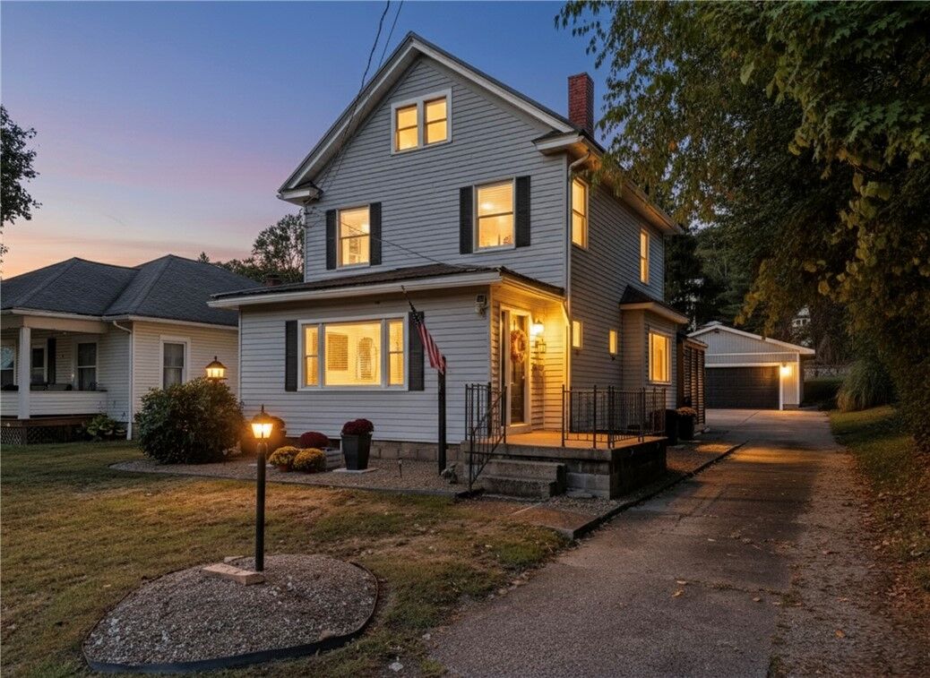 Property Photo: 604 Walnut St PA 16343