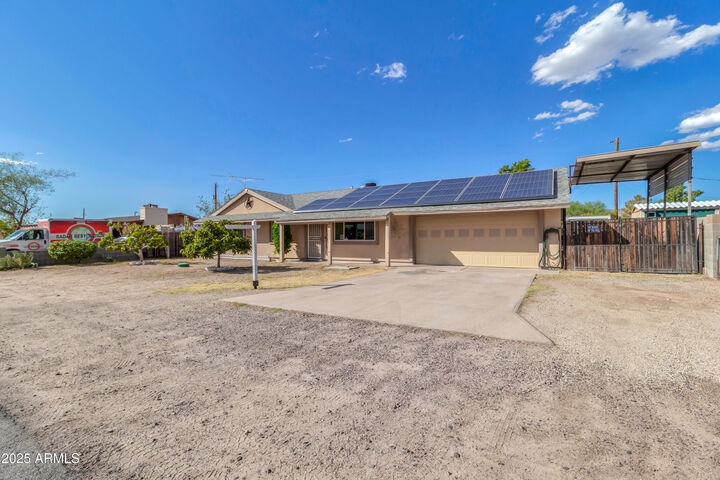 Property Photo: 10434 E Albany Street AZ 85120