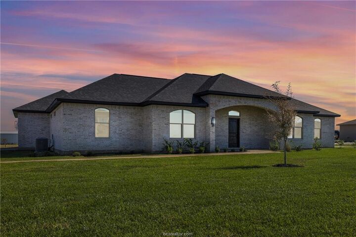 Property Photo: 6524 Agave Court TX 77808
