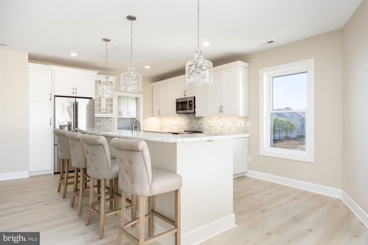 Property Photo: 1505 Saint Louis Avenue 301 MD 21842