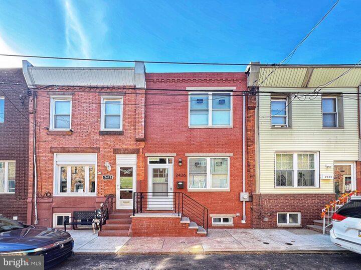 2426 S Juniper Street  Philadelphia PA 19148 photo