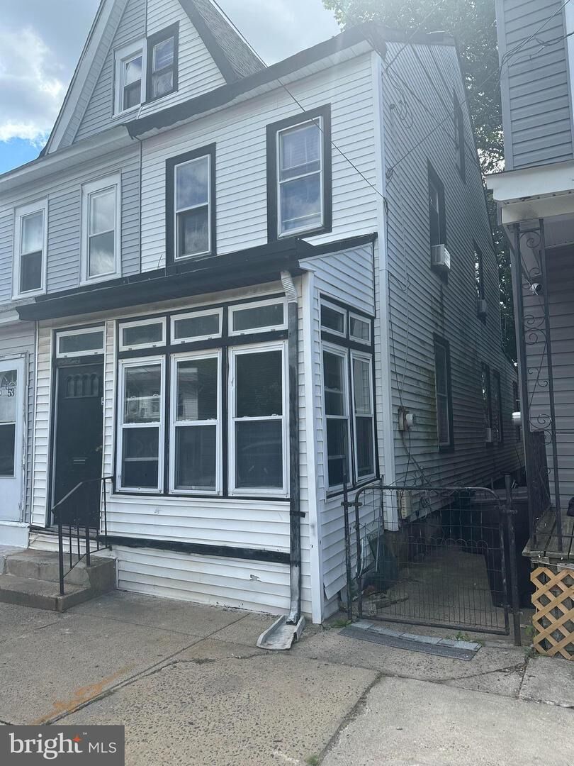 Property Photo:  51 Vine Street  NJ 08638 