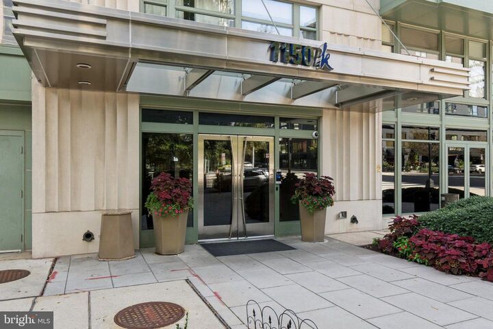 Property Photo: 1150 K Street NW 1111 DC 20005