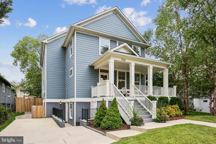 Property Photo:  728 Richmond Avenue  MD 20910 