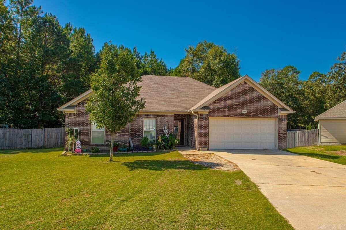 Property Photo:  1601 Katrina Drive  AR 72022 
