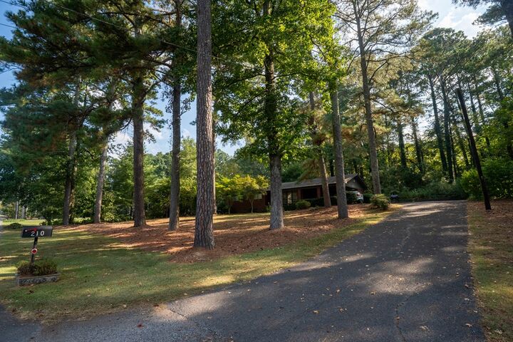 Property Photo: 210 Sunset Drive GA 30705