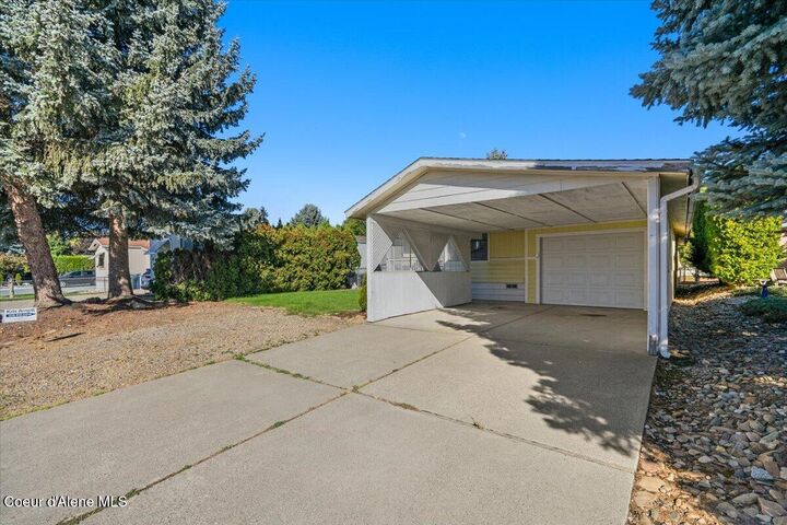 Property Photo:  1815 W Dartmouth Cir  ID 83815 