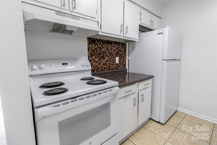 Property Photo: 326 Orchard Trace Lane 3 NC 28213