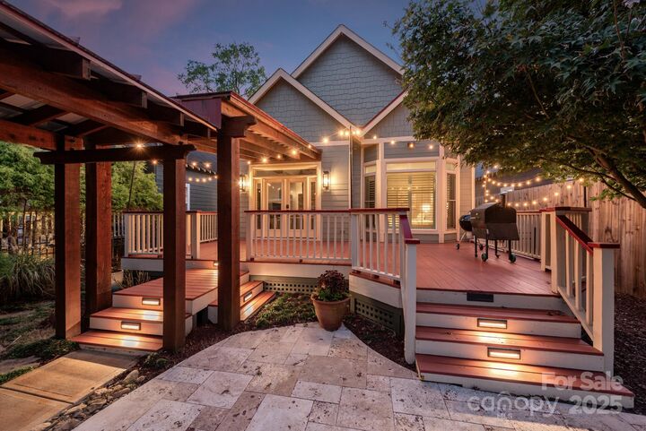 Property Photo:  723 E 35th Street  NC 28205 