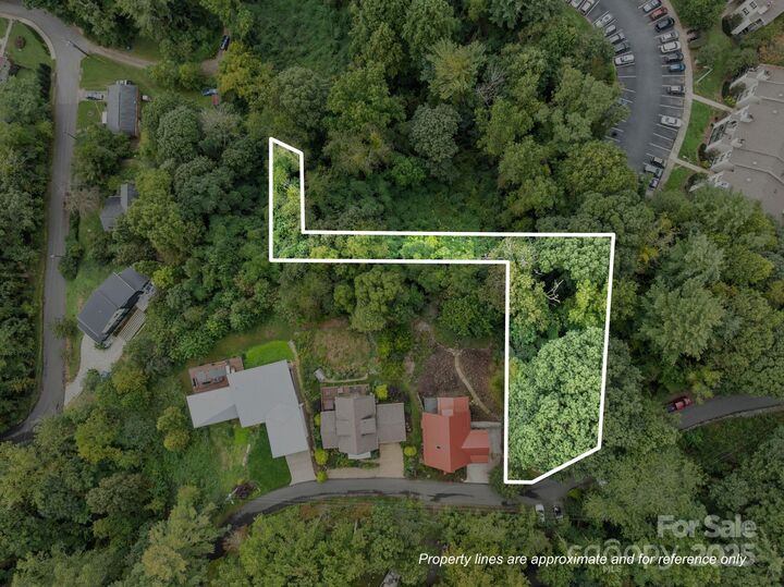 Property Photo:  64 Ardmion Park 1  NC 28801 