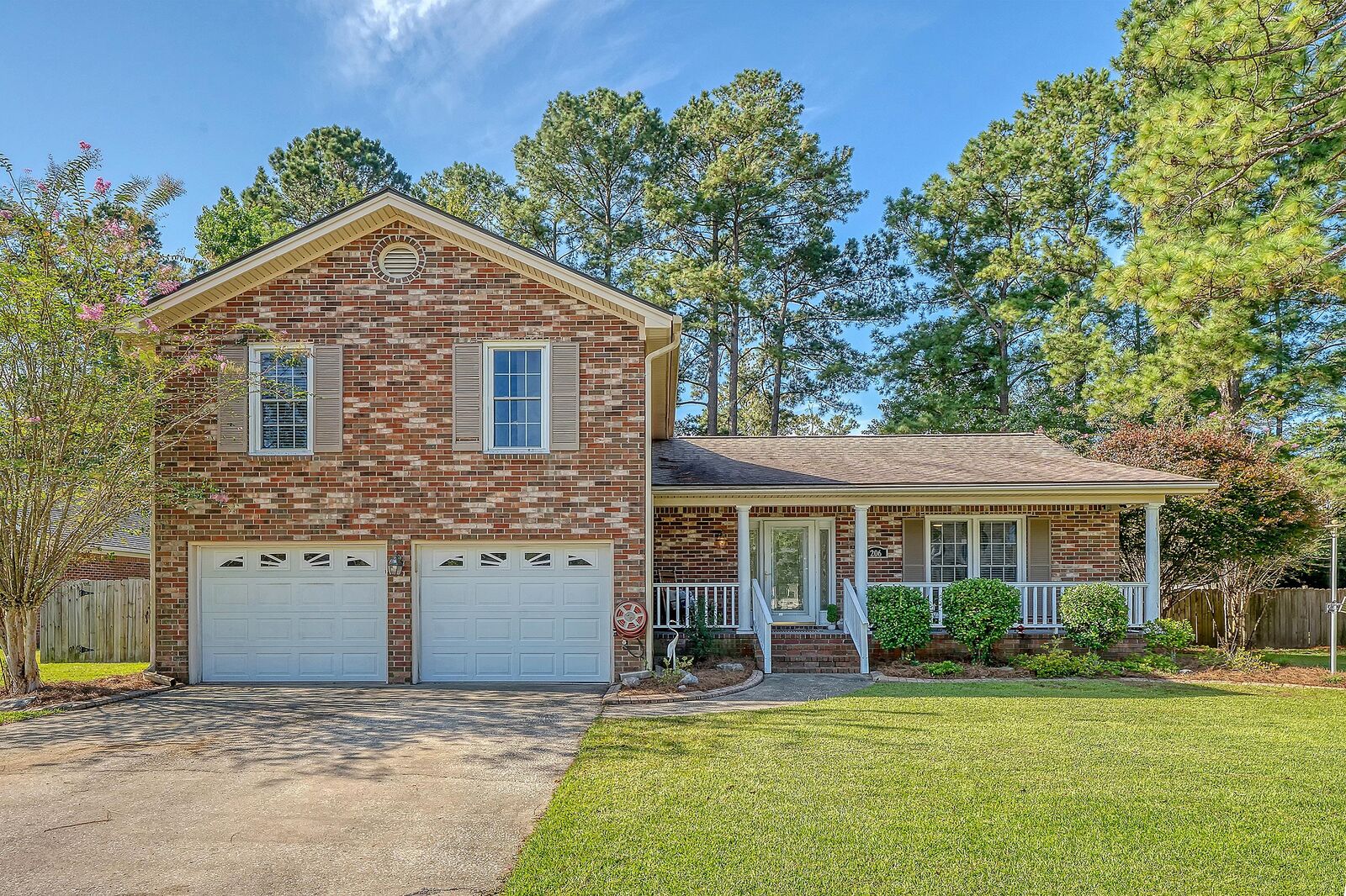 Property Photo: 206 Eastover Circle SC 29483