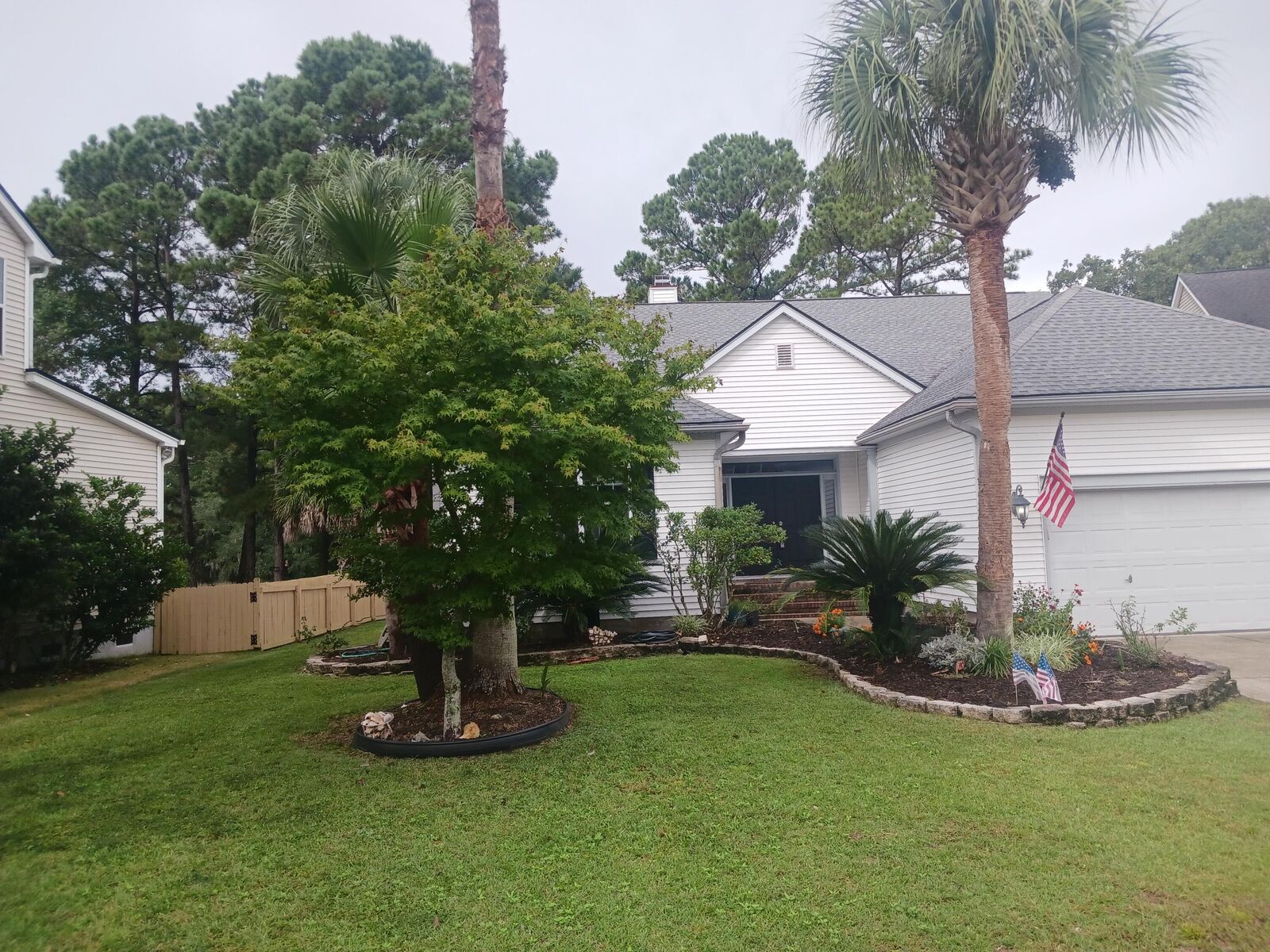 Property Photo:  105 Historic Drive  SC 29464 