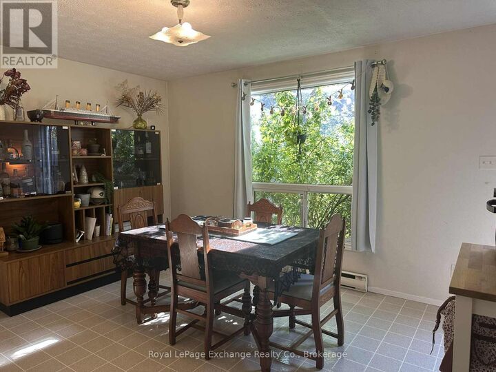 Property Photo:  755 Walsh Street  ON N2Z 1R2 