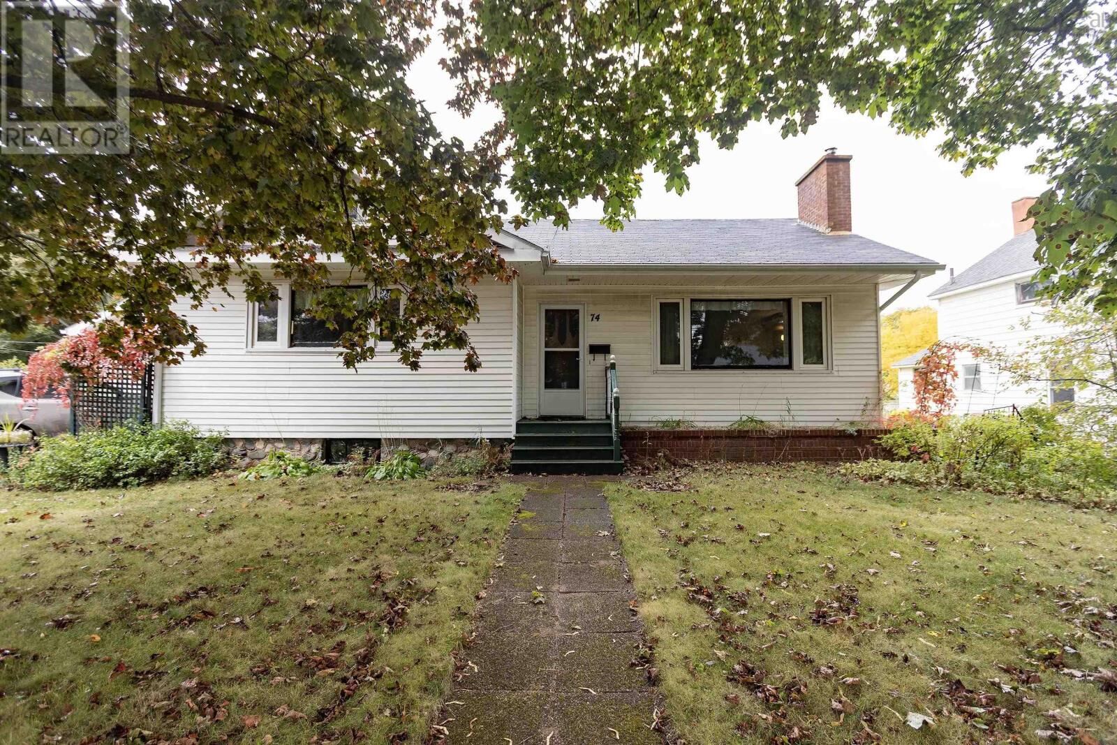 Photo de la propriété:  74 Spring Street  NS B4H 1S7 