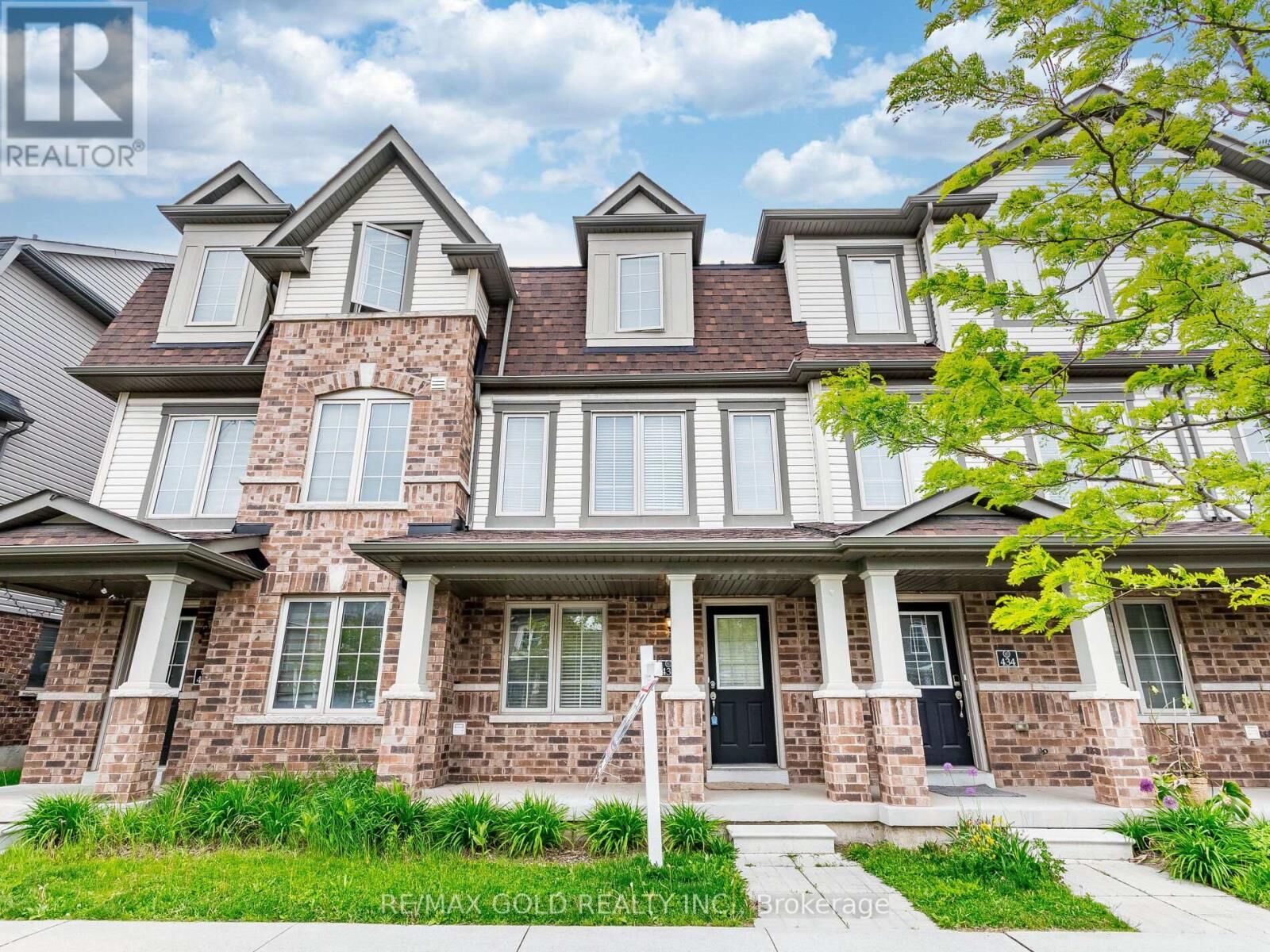 Property Photo:  436 Linden Drive  ON N3H 0C6 