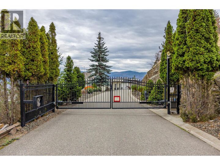 Property Photo:  898 Lloyd Jones Drive  BC V1Z 2X9 