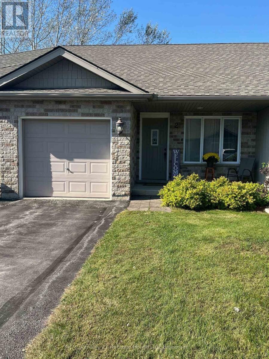 Property Photo: 2-302 Park Street West 2 ON N0G 1R0